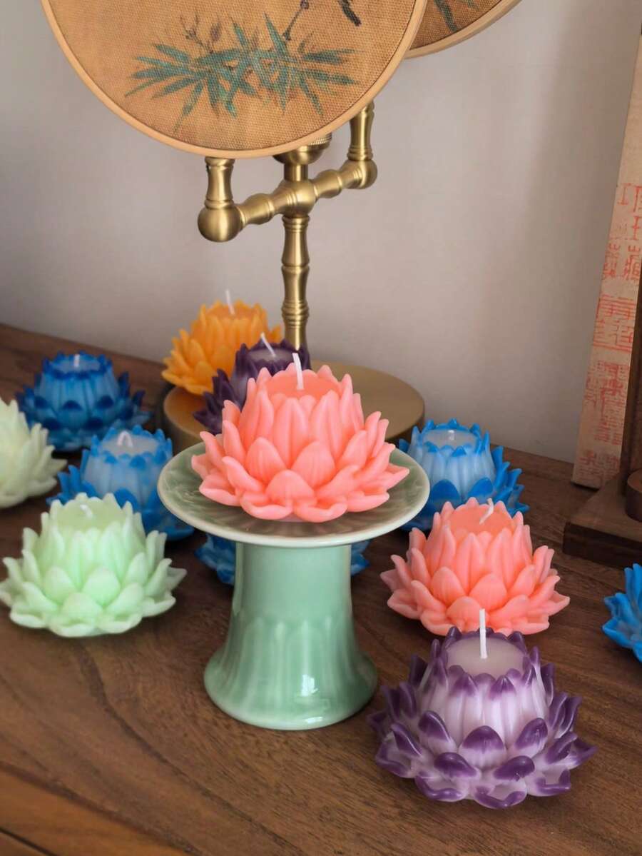 1 buah Lilin Aroma Lotus, Hadiah untuk Orang Lain, Hadiah Berkat, Lilin Doa, Desain Lotus Warna Campuran, Dekorasi Rumah Premium, Suvenir, Wangi Bahkan Tanpa Dinyalakan - 1PC - View 1