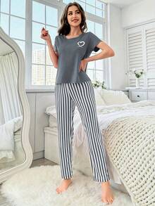 Grey Heart Print Short Sleeve Top And Long Pants 2 Pieces Pajama Set - Grey - View 2