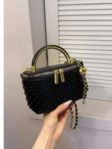 SIMUTINE Tas Kotak Fashion untuk Wanita, Tas Tote Bertekstur dengan Rivet dan Tali Rantai Serbaguna, Bahan PU, Tali Bahu yang Dapat Diatur, Tas untuk Penggunaan Sehari-hari, Cocok untuk Belanja, Bepergian, Berbelanja, Bekerja, dan Kuliah - Hitam - View 3