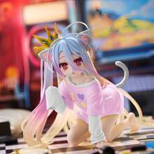 (Inspección de Calidad: Defecto Leve) 1 pieza Figura de Hermana con Uniforme, Orejas de Gato, Manga, Pijama Blanco, Corona, Ornamento de Exhibición de Juego, Ornamento de Exhibición de Colección de Fan de Anime, Decoración del Hogar/Oficina - Regalo Perfecto para Entusiastas del Anime Japonés - Compatible con Fondo de Fotografía de Anime - Pose Linda, Atuendo Exquisito y Expresión Vívida - Figura de Estilo Anime Hecha a Mano - Multicolor - Ver 3