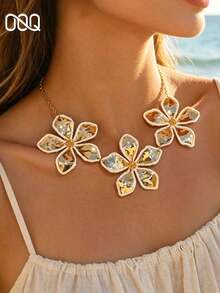OOQ 1 pieza Collar de cadena con decoración de flor grande de 5 pétalos exagerada, elegante y minimalista, estilo INS fresco, versátil y de moda simple, regalo para amigos y familiares para vacaciones en la playa, festival de música y fiesta (tejido a mano de paja de rafia, dirección y forma aleatorias) - Blanco - Ver 3