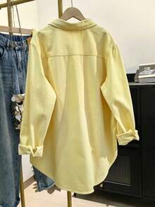 Plus Size Women's Solid Color Pocket Front Button-Down Casual Shirt - Light Yellow - View 3