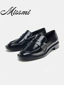 Women's Brown & Black Pocket Flap Moccasin Loafers, Round Toe - Black - View 1