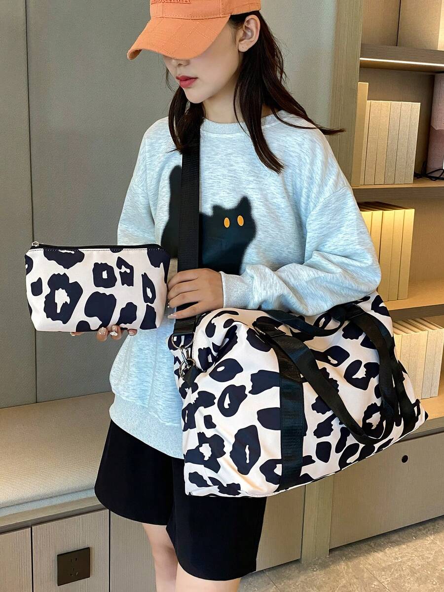 2pcs Fashionable Casual Leopard Print Travel Bags, Lightweight & Portable, Large Capacity With Dry & Wet Separation. Vacation Bag, Carry-On Bag, Hospital Discharge Bag. Maternity Bag. Can Be Worn As A Shoulder Bag Or Crossbody, Or Used As A Portable Handbag. Perfect For Business Trips And Vacations. Sports & Fitness Luggage Bag.