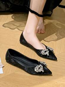 zuandashu Elegant Women's Flat Shoes, Versatile Rhinestone Bow Pointed Toe Slip-On Pumps, Soft Upper Low-Cut Loafers, Soft Sole Black Work Shoes, Commuter Shoes, Low-Top Casual Shoes For Women, Office, Party, Holiday, Banquet, Wedding, Suitable For Spring, Summer, Autumn, Winter - Black - View 2