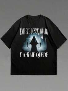 Camiseta gráfica para hombre con diseño de guadaña de la Parca, estilo urbano oscuro, moda gótica, camiseta casual genial, ropa estampada única, mezcla de algodón cómoda, atuendo de verano e - Negro - Ver 1