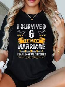 1 Pieza de Camiseta Creativa con Letras para Novios, Talla Grande para Mujer, Camiseta Gráfica de Manga Corta de 220g, Novedosa, 100% Poliéster, Camiseta Casual de Cuello Redondo - Negro - Ver 1