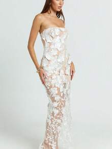 Women's Strapless Dress With Three-Dimensional Flowers, French Style, Luxurious, Lightweight, Elegant, Ideal For Parties, Ladies, Summer, Casual Fashion, New Collection - 白色 - 查看 3
