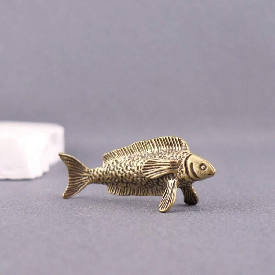 黃銅魚家居裝飾:可愛魚雕像家居裝飾 - 無需電力 - 適用於客廳和辦公室 - 動物愛好者和家居裝飾愛好者的理想禮物 - 動物 - 查看 1