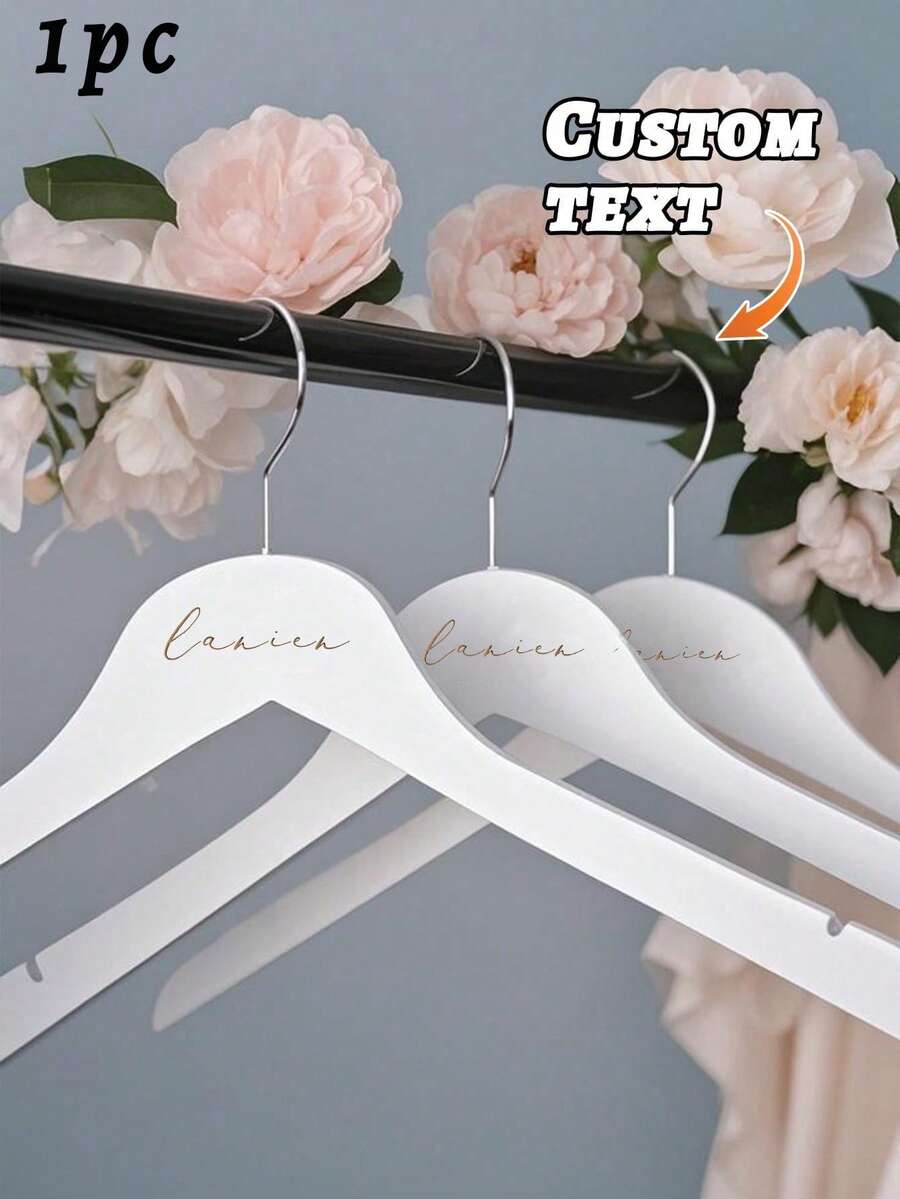 1 chiếc móc treo váy phù dâu/móc treo trắng/quà tặng phù dâu/móc treo đám cưới/móc treo tiệc cô dâu/móc treo khắc tùy chỉnh/móc treo tiệc cô dâu/móc treo đám cưới cá nhân hóa/móc treo váy cưới gỗ tùy chỉnh/móc treo vest nam/móc treo váy tùy chỉnh/móc treo quần/móc treo váy cưới cô dâu/móc treo váy cưới phù dâu khắc/thép không gỉ nhiều màu dễ thương quyến rũ vui nhộn phong cách Kawaii họa tiết trái tim