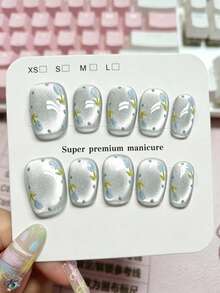 10片手工短方甲貼片，銀色貓眼搭配淺藍色鬱金香與波點，酷感溫柔風 - 銀色 - 查看 2