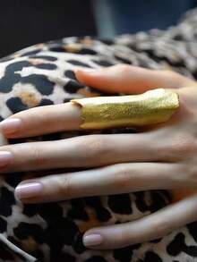 1pc Hip-Hop Asymmetrical Pleated Joint Ring, Suitable For Daily Casual, Vacation And Music Festival Wear - Gold - View 2