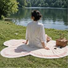 1pc Cute Rabbit Beach Towel, Soft Microfiber Absorbent Quick-Dry Beach Blanket, Sun Protection And Sand-Proof, Suitable For Use In Pool, Bathroom, Travel And Camping - Multicolor - View 4