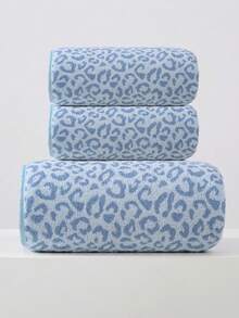 Set Handuk Mandi Mewah Motif Leopard 1, 2, & 3 Buah - Handuk Terry Coral Bermotif, Handuk Mewah Ultra Lembut, Ideal untuk Menciptakan Dekorasi Rumah dan Suasana Spa yang Berani - Baby Blue - View 10
