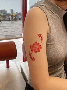 1片傳統中式淡紅色蓮花金翅雀圖案紋身貼紙，臨時紋身貼紙，逼真紋身設計，適合旅行、音樂節、遊戲、畢業禮物，可維持3-5天 - 彩色 - 查看 5