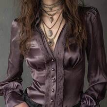 TADT Blusa de satén con cuello en V, manga abullonada y encaje retro francés elegante, camisa de mujer de manga larga con botones frontales y parches de encaje, - púrpura brumoso - Ver 2
