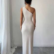 Nuevo vestido maxi de mujer de moda con unicolor, hombro asimétrico sexy con retorcido y fruncido, vestido de punto con cuello asimétrico y estilo ajustado - Burdeos - Ver 3