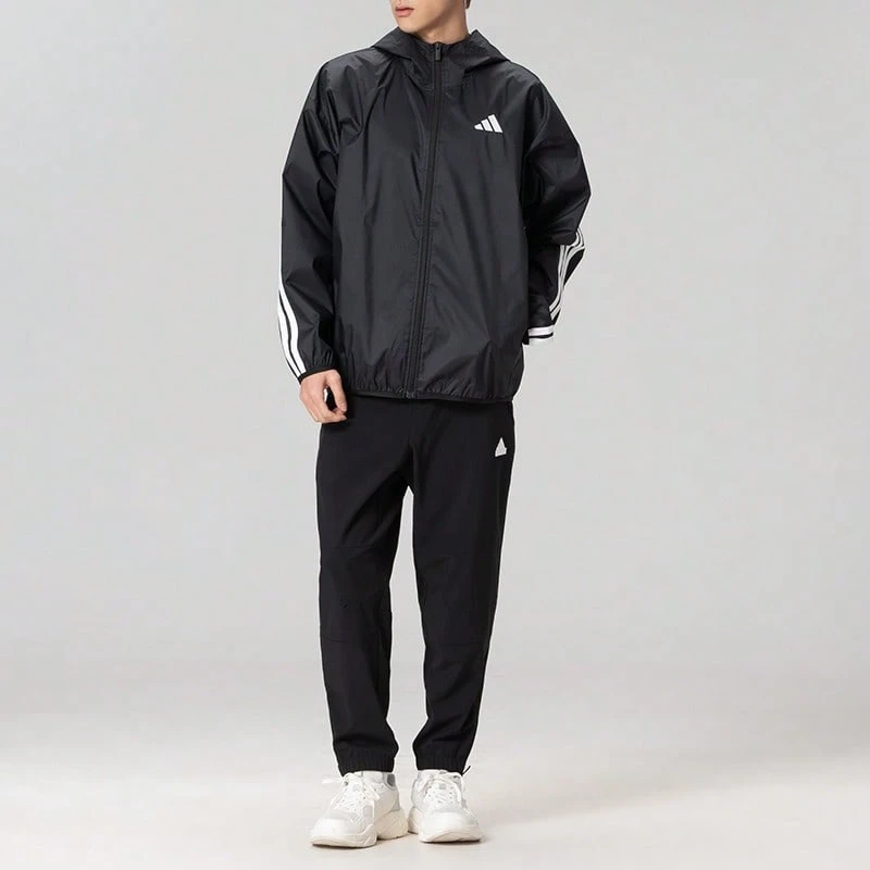 Adidas 男士运动夹克 M 3S WB 防撕裂面料,2026 春季新款连帽运动夹克跑步外套 IM7848 - IM7848 - 查看 1