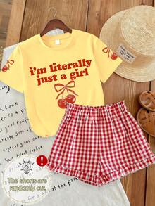 Bộ 2 món áo thun ngắn tay casual cho bé gái tuổi teen đi kèm quần short caro đỏ (cắt ngẫu nhiên), họa tiết anh đào, thiết kế trẻ thơ, mẫu mới mùa hè - Màu vàng - Xem 1