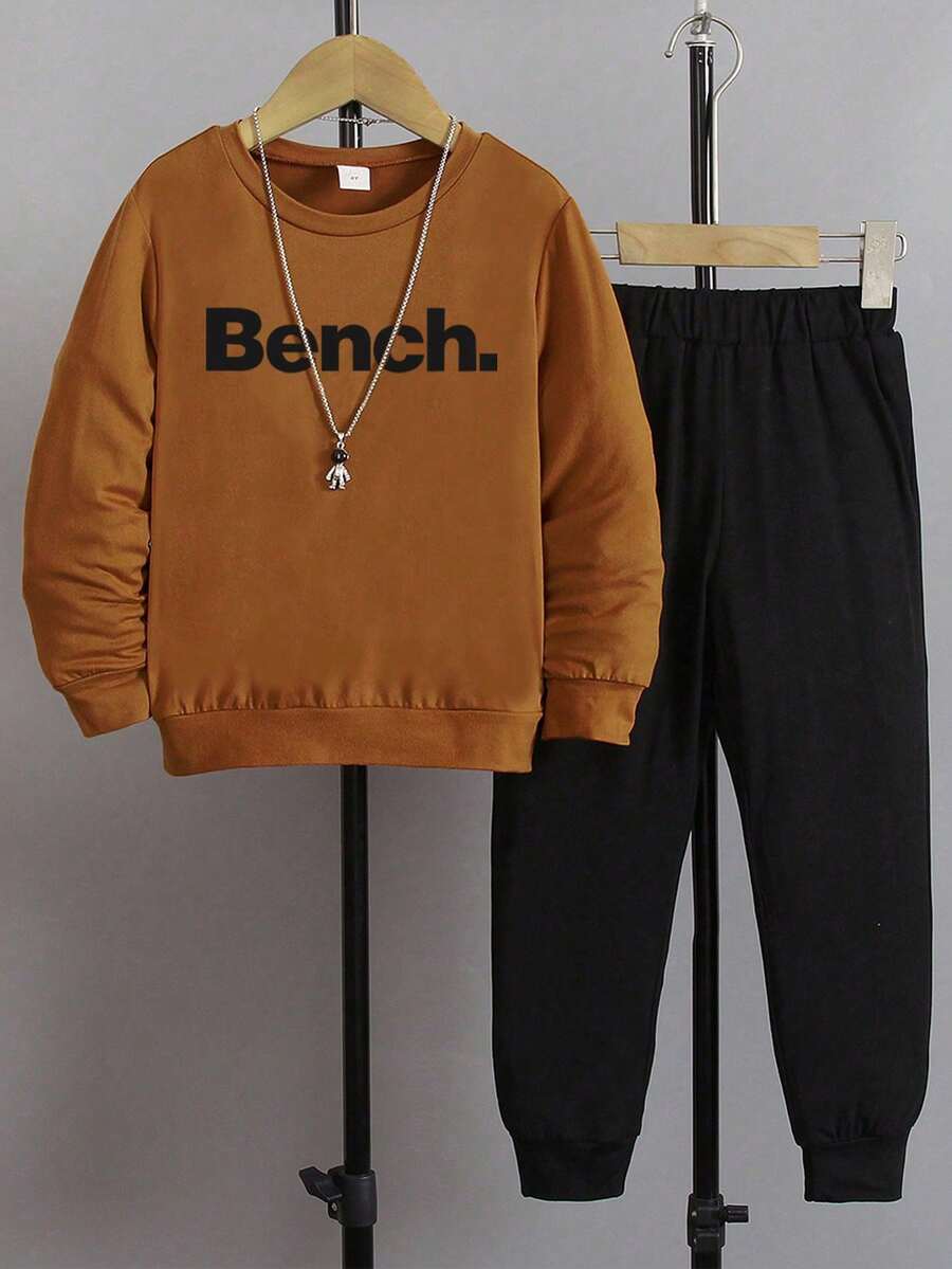 Young Boy Letter Graphic Sweatshirt And Sweatpants Casual Set - Brown - View 1