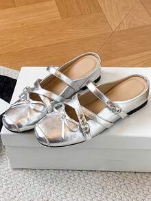 zuandashu Pantuflas cómodas y suaves estilo francés para mujer, zapatos planos sin talón con altura oculta elegante en color plateado con lazo, talla 34-42, adecuados para vestidos, oficina, interior/exterior, mocasines tipo mule, todas las estaciones - Plateado - Ver 6
