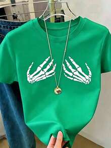 Playera Blanca para Mujer con Estampado de Manos de Esqueleto en el Pecho, Camiseta Casual de Manga Corta Estilo Gótico y Aesthetic, Top Moderno Suave y Transpirable de Moda Alternativa - Verde - Ver 1