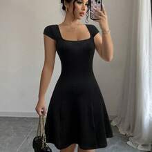 Nuevo vestido de mujer de moda con cuello cuadrado y mangas cortas en línea A, de unicolor con gran elasticidad, de estilo elegante y sofisticado, ajuste ceñido - Verde - Ver 8