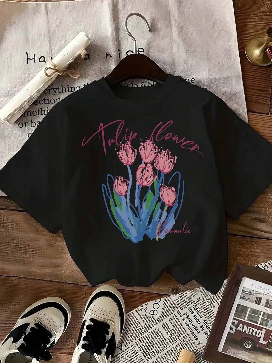 Versize Women's Plus Size Casual Short Sleeve Top With Stylish Hand-Painted Tulips On Green Stems - Comfortable And Classic Design, Round Neck, Suitable For All Seasons 2026 - 黑色 - 查看 1