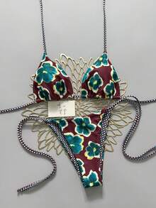2 piezas Traje de baño de mujer con estampado de cuadros de color bloque floral retro personalizado, adecuado para playa, piscina, crucero, fiesta en vacaciones de primavera y verano - Base color rojo vino con flores azul pavo real - Ver 1