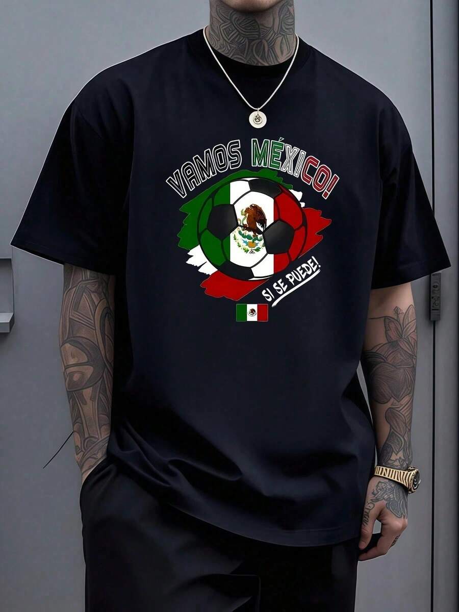 Símbolo del orgullo mexicano con balón de fútbol fusionado con los colores de la bandera nacional reflejando pasión fuerza y unión del pueblo cuando anima a su selección mostrando el espírit - Negro - Ver 1