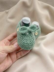 1 Pair Handmade Crochet Infant Boots With Bow, Knitted Infant Shoes, Newborn Gift - Mint Green - View 2