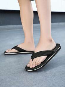 Men's All-Season Thick Sole Fashion Casual Flip-Flops, Lightweight Soft Comfortable Outdoor Leisure Vacation Beach Toe-Post Open-Toe Sandals - Black - View 5
