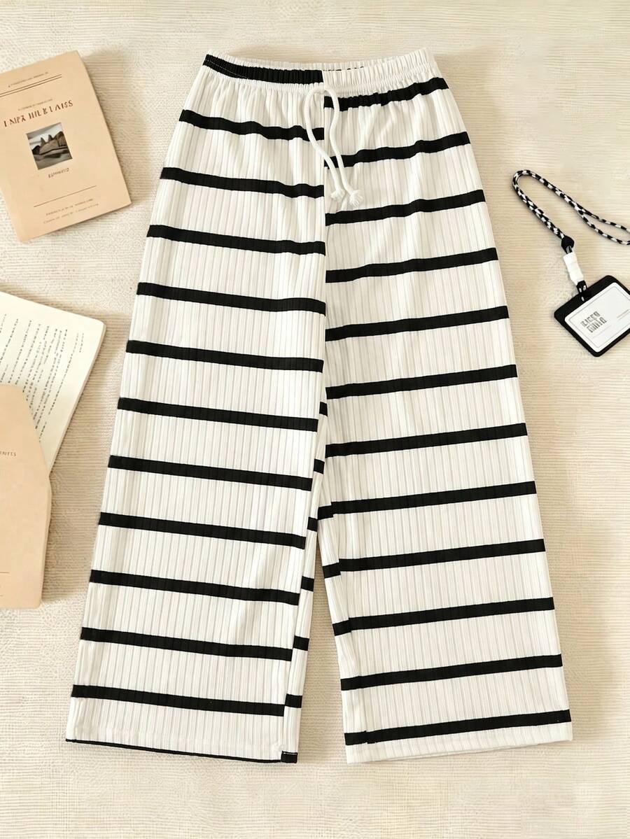 Tween GirlsSummer Casual Black & White Striped Straight Leg Pants - White - View 1