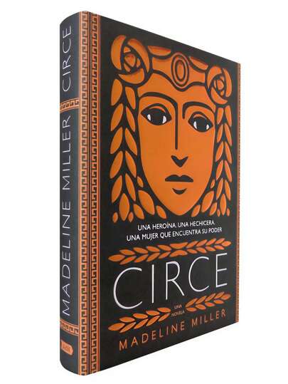 Circe: A Heroine, A Sorceress - Paperback