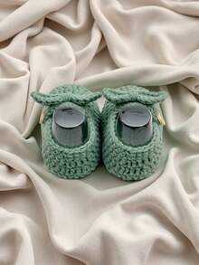 1 Pair Handmade Crochet Infant Boots With Bow, Knitted Infant Shoes, Newborn Gift - Mint Green - View 7