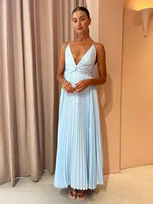 New European-American Spring-Summer 2026 Midi-Party Dress, Pleated, V-Neck, Straps, Wide Skirt - 藍色 - 查看 2