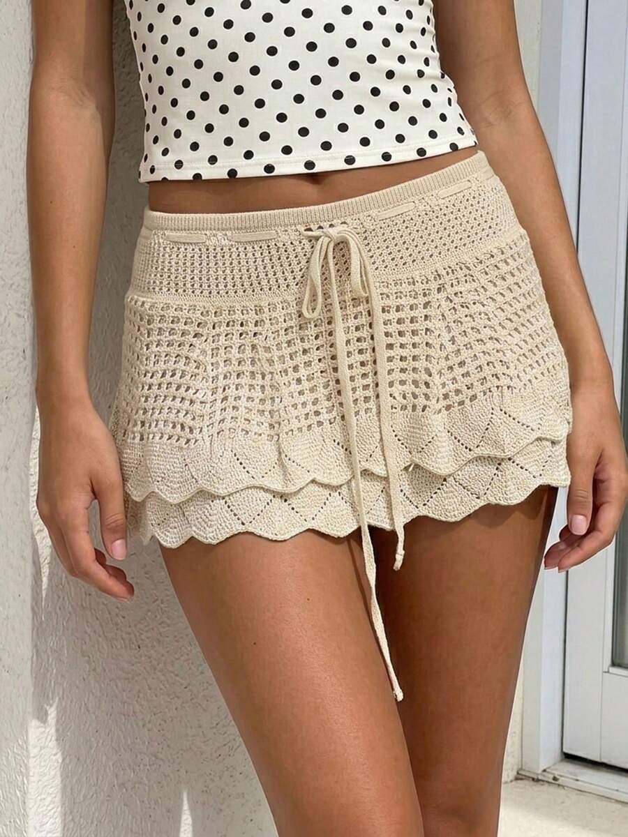 Minifalda de crochet para mujer, estilo casual y elegante, con bajo festoneado escalonado y cordón ajustable. - Beis - Ver 1