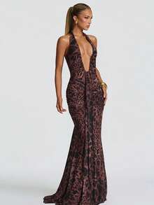 Halter Dress With Deep V-Neck And Open Back, Fitted Pleats, Elegant And Casual For Winter European Style - Emas - View 5