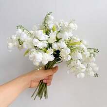 5件裝鈴蘭人造花束，12.99吋仿真絲綢鈴蘭花含莖，冬季花藝布置婚禮新娘花束廚房花束桌上中心裝飾 - 白色 - 查看 6