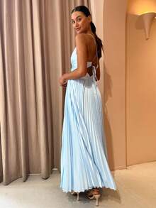 New European-American Spring-Summer 2026 Midi-Party Dress, Pleated, V-Neck, Straps, Wide Skirt - 藍色 - 查看 4