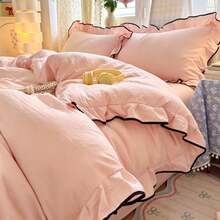 Juego de ropa de cama estilo princesa con volantes y ribete negro (1 Edredón + 2 Fundas de almohada), tela 100% poliéster suave y cómoda, adecuado para dormitorio, habitación de invitados, excelente como regalo - Albaricoque - Ver 5