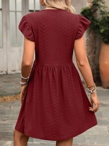 REFRESH YOUR WARDROBE NOW! French-Style Day Dress, V-Neck, Short Sleeves With Romantic Ruffles, Wide And Flowing Skirt, The Essence Of Country Chic For Walks In The Sun - 酒紅色 - 查看 3