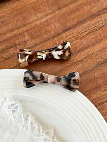 2pcs Minimalist Elegant Acetate Leopard Print Small Side Bangs Ponytail Spring Hair Clips,Claw Clips - Multicolor - View 2
