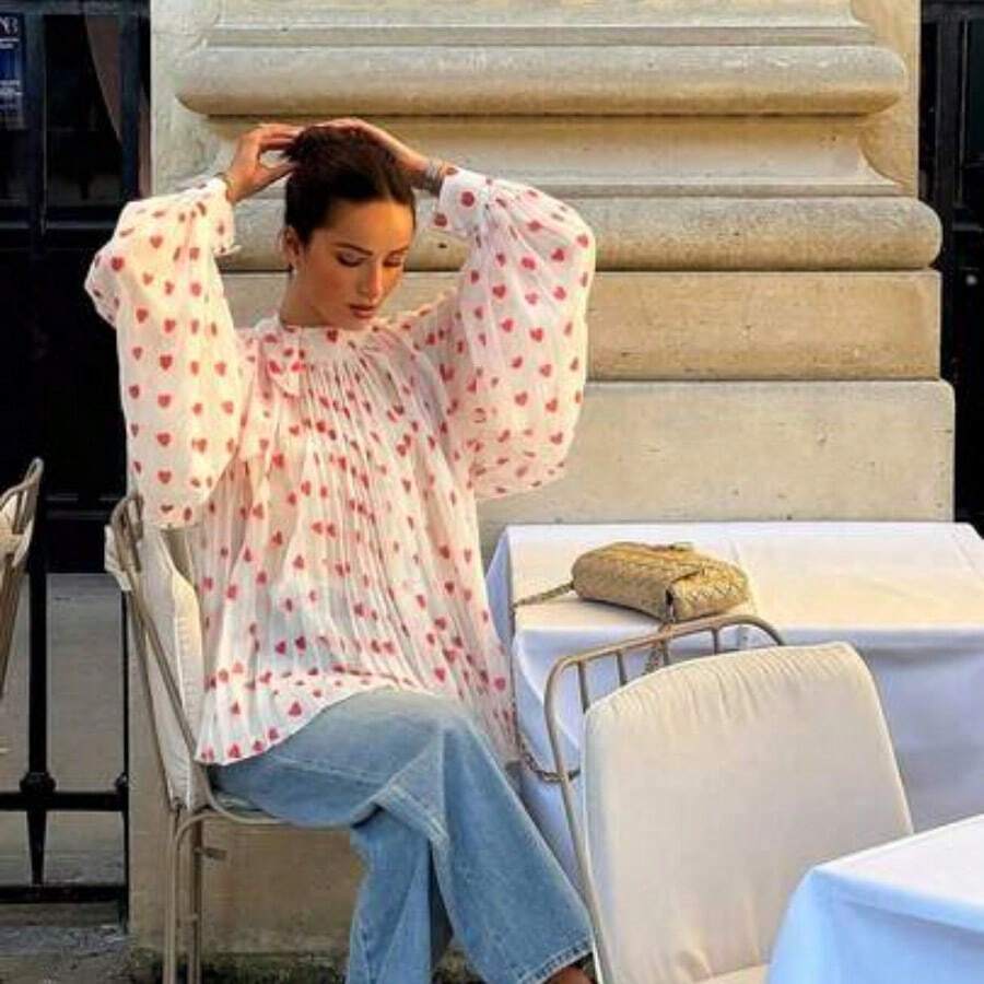 Camisa de mujer de moda elegante y casual con estampado de lunares azul cielo - Corbata de moño, manga farol, holgada, plisada, semitransparente de verano - Rojo y negro - Ver 1