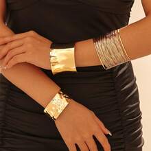 3pcs Women's Gold Thick Open Cuff Bracelet Set, Asymmetrical Minimalist Personalized Style, Punk Upper Arm Jewelry - Gold - View 4