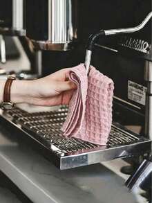Toallas de Barista, Adecuadas para Máquinas de Café y Casas de Té - Paño de Limpieza Duradero - Toallas Cuadradas Pequeñas de Color Aleatorio Día de la Madre, Halloween, Navidad Paños de Limpieza. Tazas de Café, Equipo de Café, Paños de Limpieza de Tazas de Café, Herramientas de Matcha, Teteras, Tazas de Café Saudí, Máquinas de Espresso, Máquinas de Café, Filtros de Café, Paños de Limpieza Comunes para Servidores de Café - Rosa - Ver 13