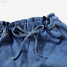 yonghongmaoyi1 Shorts en mezclilla de cintura con volante bajo de doblez - Azul lavado medio - Ver 9