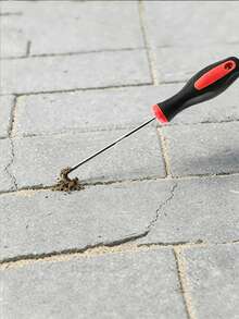 1 pieza Gancho de deshierbe de metal resistente con dientes y cubierta protectora, herramienta de jardinería para eliminar eficazmente malezas, piedras y musgo. Herramienta de construcción duradera adecuada para el mantenimiento del césped, la limpieza de grietas en el pavimento y los espacios entre azulejos. Robusta y duradera - Versión actualizada - Ver 3