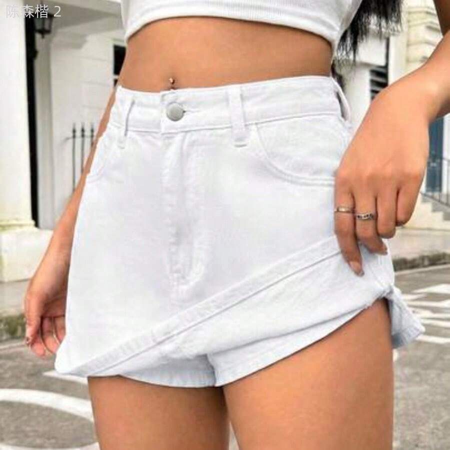 Women Denim Shorts - 白色的 - 查看 1