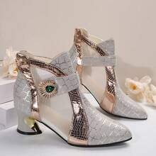 女款網面透氣尖頭短靴，水鑽與祖母綠寶石粗跟涼鞋，拼接鏤空高跟鞋 - 白色 - 查看 4
